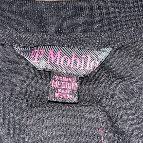 T-Mobile Sweatshirt Womens Size M Medium Black Employee Logo Crew Neck Sweater - Picture 3 of 5